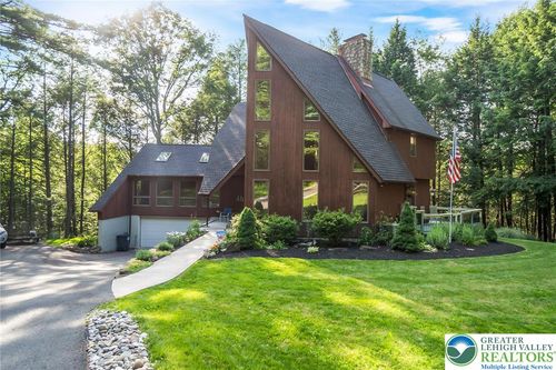 175 Balsam Way, Palmerton, PA, 18071-5205 | Card Image