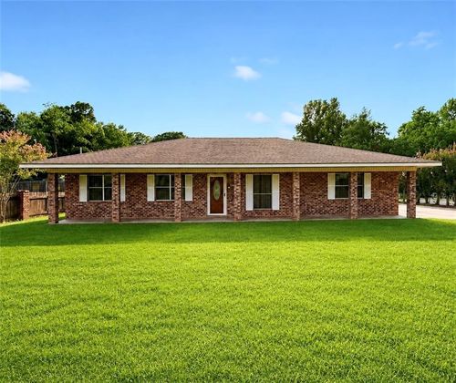 203 Fendler Pkwy, Pineville, LA, 71360-4729 | Card Image
