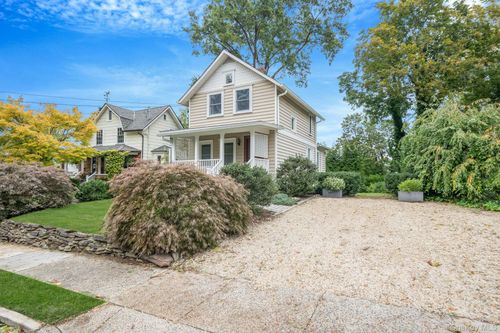 29 5th Ave, Port Washington, NY, 11050-3520 | Card Image