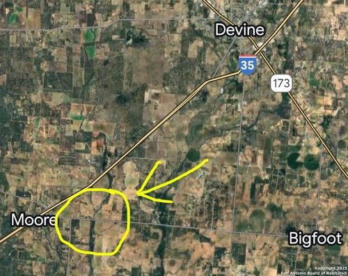 146 Cr 2666, Moore, TX, 78057 | Card Image