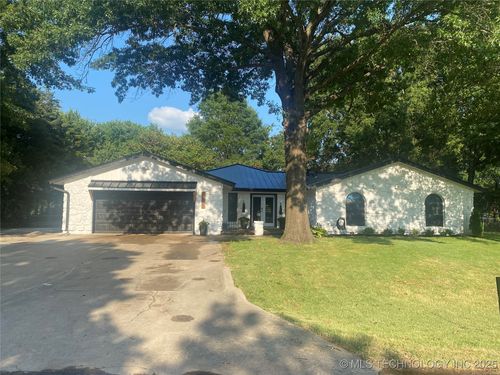 12833 S 114th East Ave, Broken Arrow, OK, 74011-5210 | Card Image
