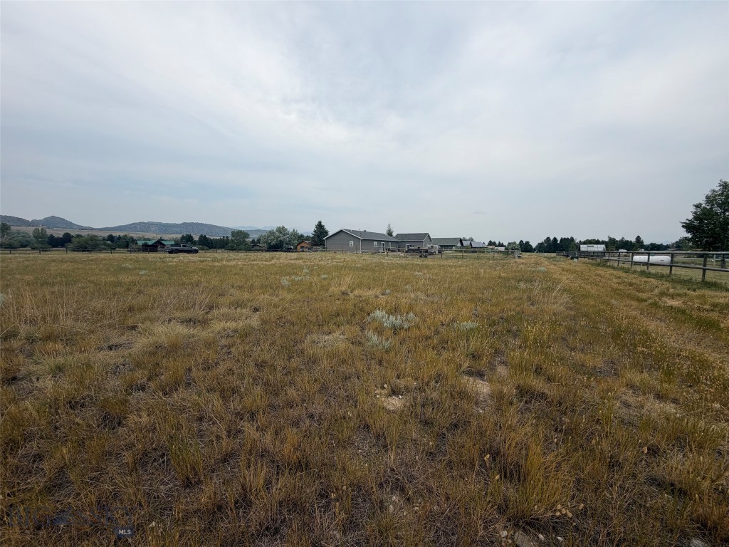 Land in Ennis 4