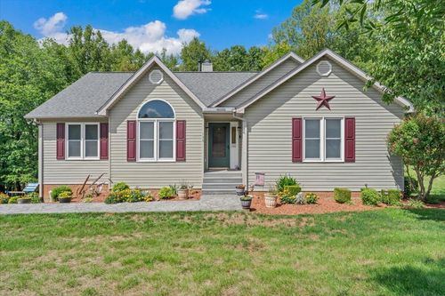 146 Deer Trak, Cloverdale, VA, 24077-3061 | Card Image