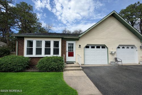 8a-8A Canton Drive, Whiting, NJ, 08759 | Card Image