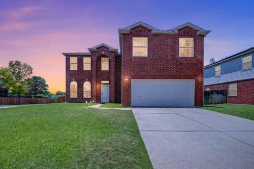 8208 Hidden Path Ln, Denton, TX, 76210-0839 | Card Image