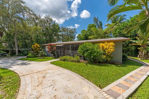 22908 Sw 155th Ave, Miami, FL, 33170-6933 | Card Image