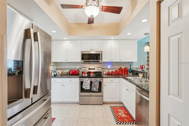 UNIT-101 - 404 Laurel Lake Dr, Condo with 2 bedrooms, 2 bathrooms and null parking in VENICE FL | Image 10