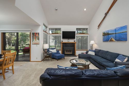 10-17712 Lake Aspen Ct, Sunriver, OR, 97707 | Card Image