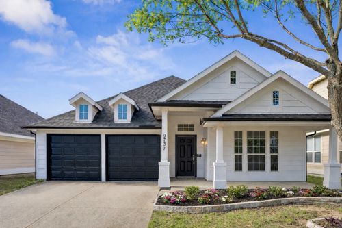 9737 Old Field Dr, McKinney, TX, 75072-2817 | Card Image