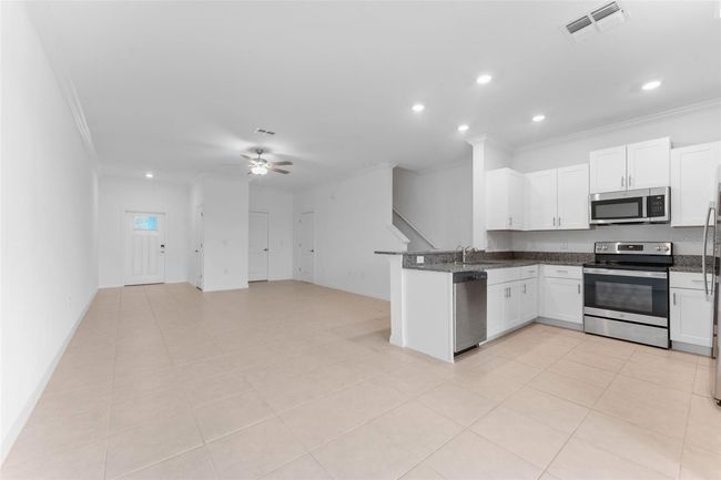 7010 Ripple Pond Loop, Townhouse with 3 bedrooms, 3 bathrooms and null parking in ZEPHYRHILLS FL | Image 17