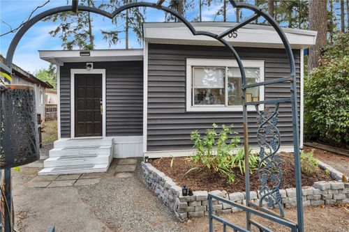 35-3560 Hallberg Rd, Ladysmith, BC, V9G1L4 | Card Image