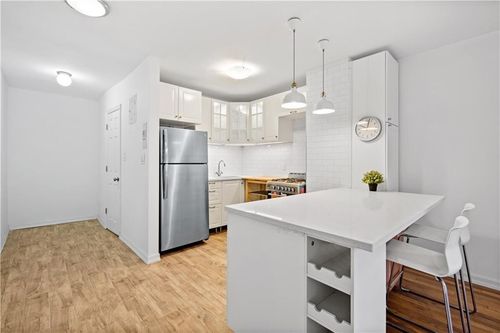 3a-1625 Emmons Ave, Brooklyn, NY, 11235-2774 | Card Image