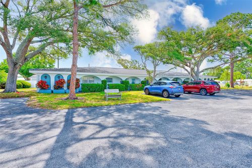 unit-75-11200 102nd Ave, SEMINOLE, FL, 33778-4127 | Card Image