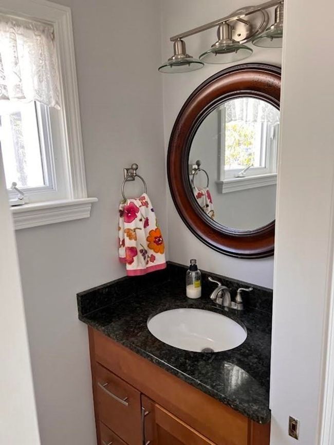 75 Hunter Ave, House other with 3 bedrooms, 3 bathrooms and 7 parking in Hudson MA | Image 23