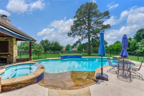 19089 Grandview Pt, Montgomery, TX, 77356-4578 | Card Image