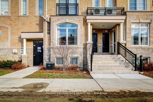 5-37 Drewry Ave, North York, ON, M2M0B4 | Card Image