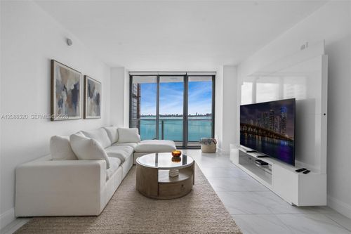 1602-460 Ne 28th St, Miami, FL, 33137-4671 | Card Image