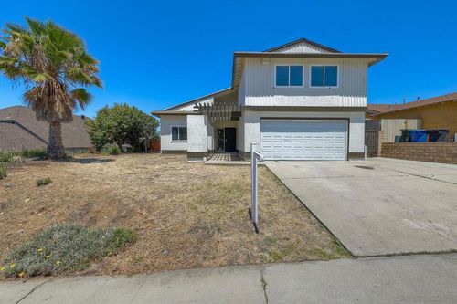 141 Rainier Ct, Chula Vista, CA, 91911-5423 | Card Image