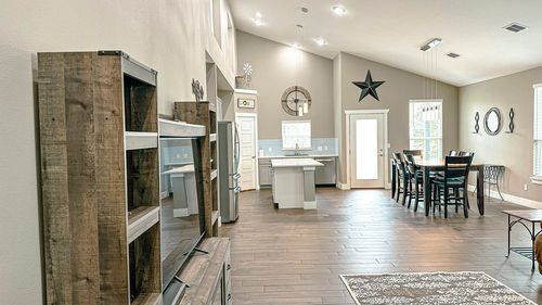 177 Mokulua Ln, Bastrop, TX, 78602-6030 | Card Image
