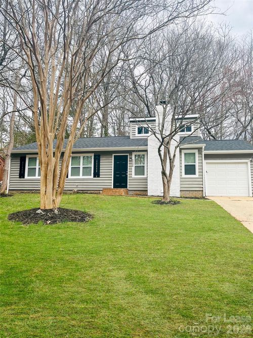 6506 Santa Cruz Trl, Charlotte, NC, 28227-8042 | Card Image