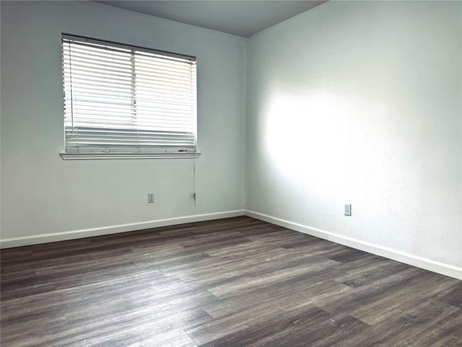 10403 N Shadowdale Dr, Home with 3 bedrooms, 2 bathrooms and null parking in Houston TX | Image 14