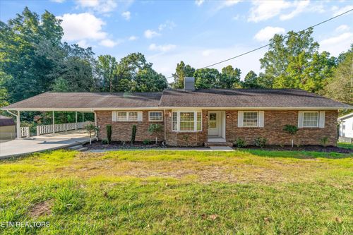 215 Outer Dr, Oak Ridge, TN, 37830-3830 | Card Image