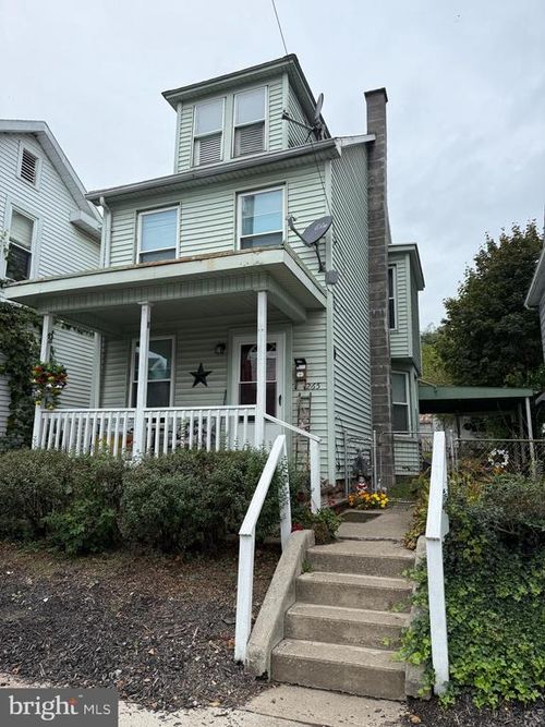 265 W 5th St, LEWISTOWN, PA, 17044-2020 | Card Image