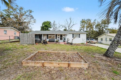 36825 Roberts Road, DADE CITY, FL, 33525 | Card Image