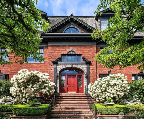 3-941 11th Ave E, Seattle, WA, 98102-4550 | Card Image