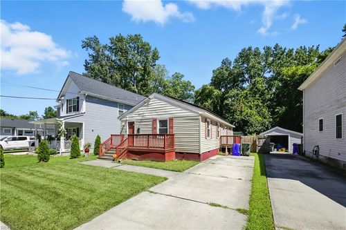 2826 Lens Ave, Norfolk, VA, 23509-2516 | Card Image