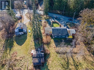 7785 Pacific Rim Highway, House other with 7 bedrooms, 4 bathrooms and 6 parking in Port Alberni BC | Image 2