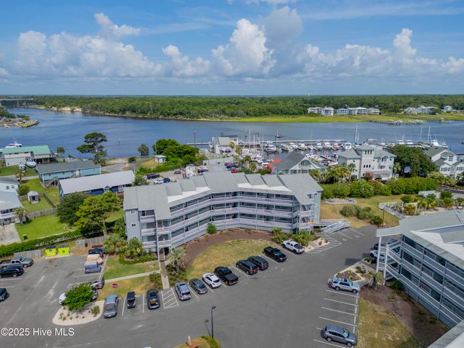 APT-203B - 400 Virginia Ave, Condo with 2 bedrooms, 2 bathrooms and null parking in Carolina Beach NC | Image 27