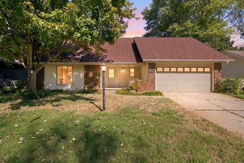 1537 E Price Street, Springfield, MO, 65804 | Card Image