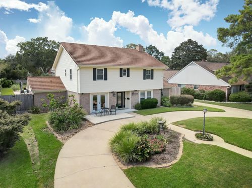 18614 Point Lookout Dr, Houston, TX, 77058-4029 | Card Image