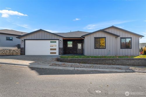 274 Nw Chinook Way, East Wenatchee, WA, 98802-3000 | Card Image