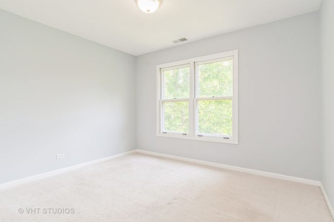 1245 - 1245 Rhodes Ln, Condo with 2 bedrooms, 1 bathrooms and 1 parking in Naperville IL | Image 14