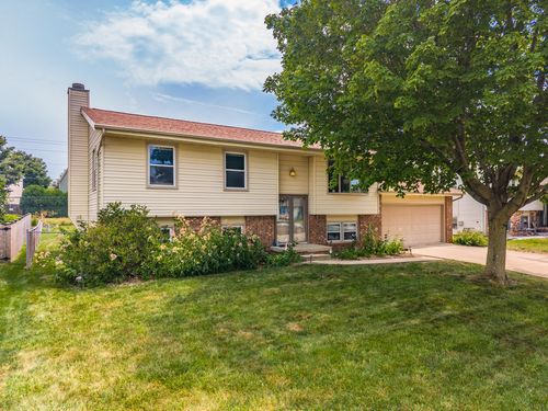 304 S Evergreen Ln, Bloomington, IL, 61704-4624 | Card Image