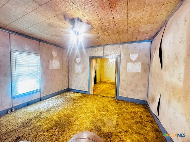 LIVING ROOM | Image 12