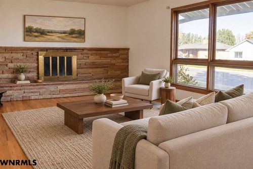 18 Dowd Ct, Kimball, NE, 69145-1328 | Card Image