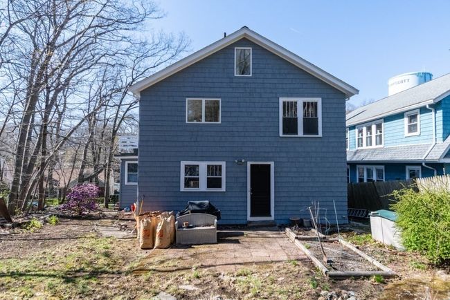 2 - 169 Walker Rd, Condo with 3 bedrooms, 1 bathrooms and 1 parking in Swampscott MA | Image 32