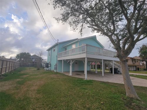 1010 22nd St, San Leon, TX, 77539-5789 | Card Image