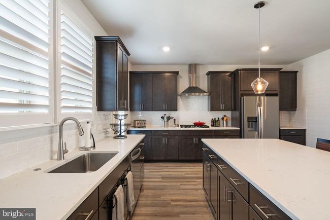 9520 Barnes Loop, Townhouse with 3 bedrooms, 4 bathrooms and null parking in MANASSAS VA | Image 6