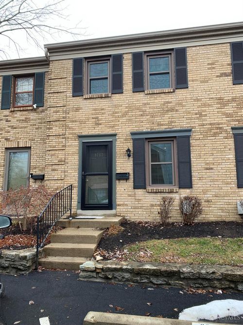 9767 Bunker Hill Ln, Cincinnati, OH, 45242 | Card Image
