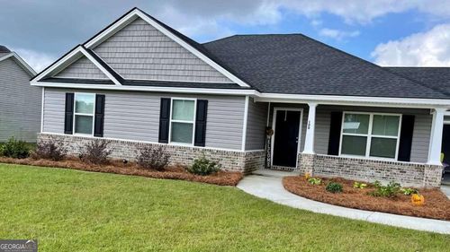 100 Auburn Cir, Glennville, GA, 30427-2574 | Card Image