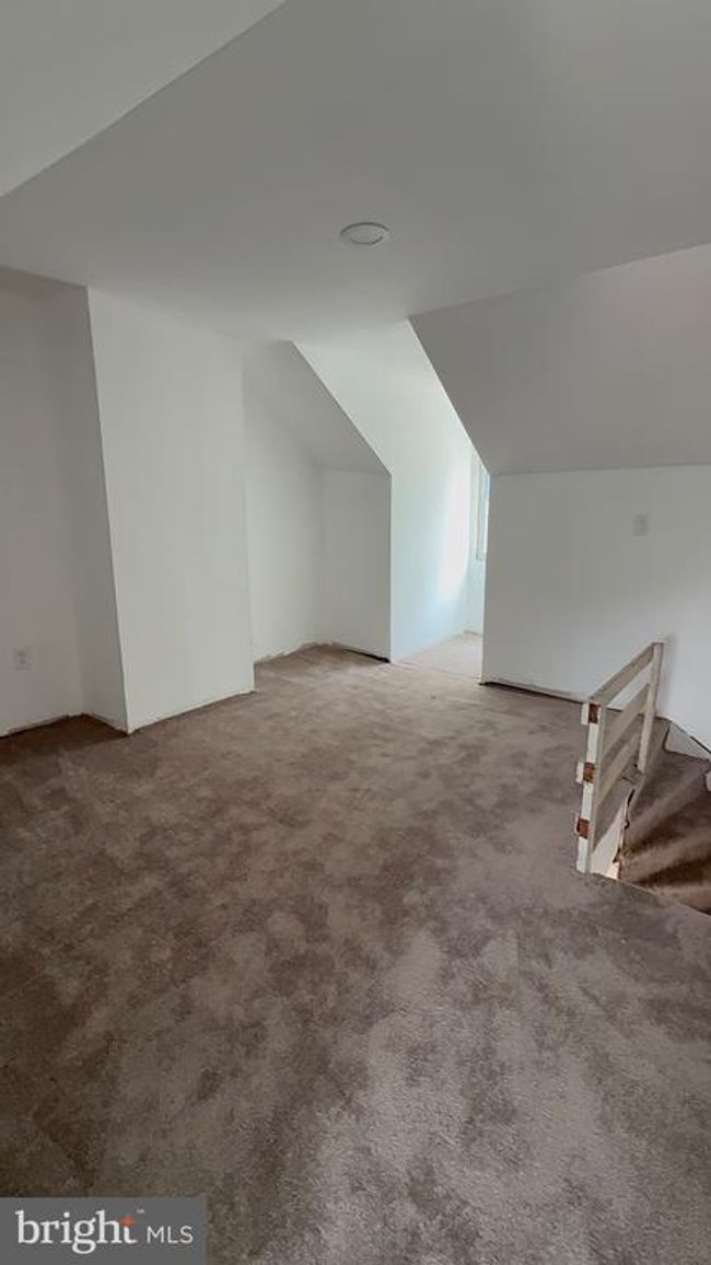 926 - 924 W Spruce St, Home with 3 bedrooms, 2 bathrooms and null parking in Coal Township PA | Image 11