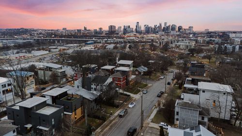 1108A Glenview Dr, Nashville, TN, 37206 | Card Image