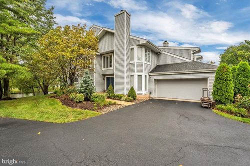 701 Sunshine Lakes Dr, VOORHEES, NJ, 08043-2856 | Card Image