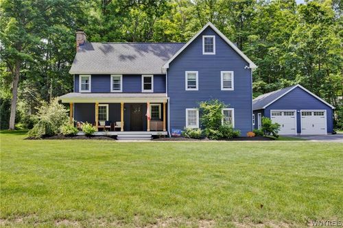 205 Elmhurst Dr, Orchard Park, NY, 14127-2940 | Card Image