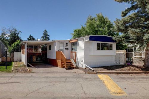 40-3223 83 St Nw, Calgary, AB, T3B5M8 | Card Image