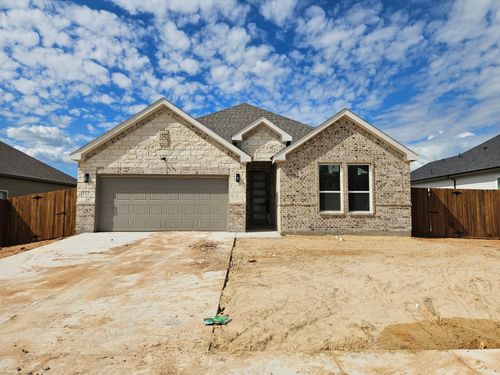 213 Rosemary Dr, Azle, TX, 76020-3197 | Card Image